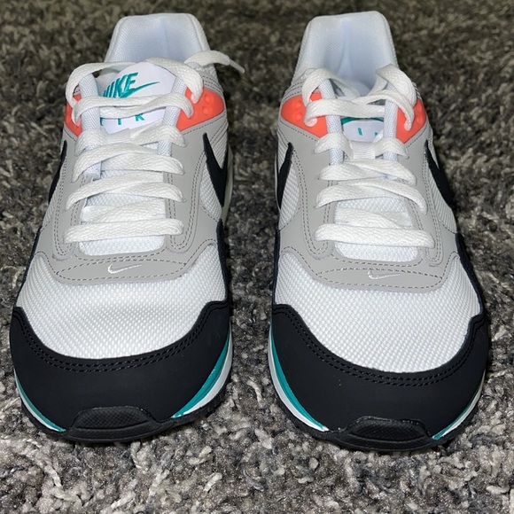 New Womens NIKE Air Max Correlate - Picture 5 of 14